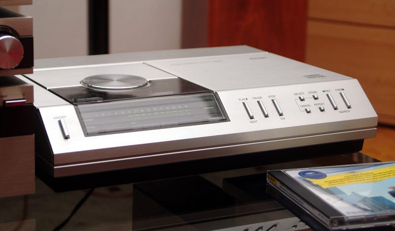 Philips CD-100 CD player